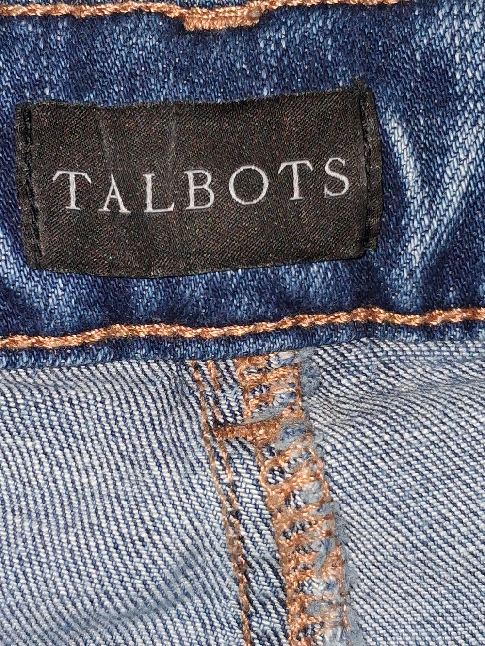Talbots Women's Everyday Relaxed Jeans; Size 10; Raw Hem; High Rise - Picture 8 of 9